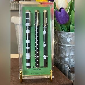 NWT Kate Spade fine tip pen set